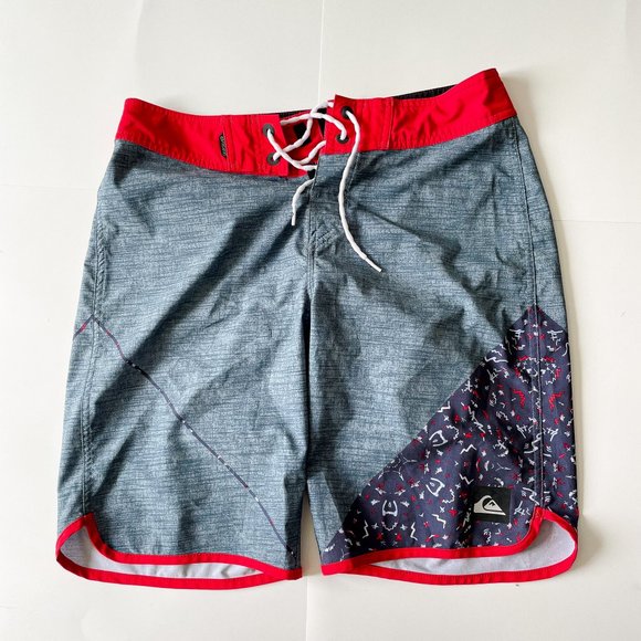Quicksilver Board Shorts (XS) - Picture 1 of 5